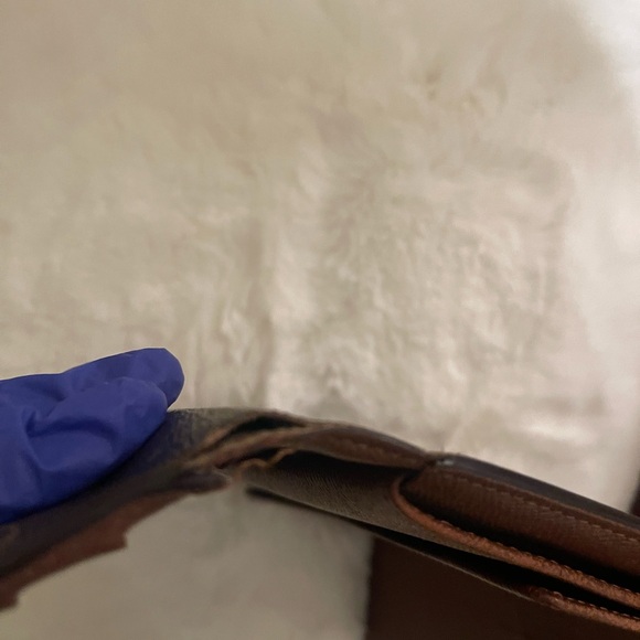 Authentic Louis Vuitton Monogram - Picture 9 of 16